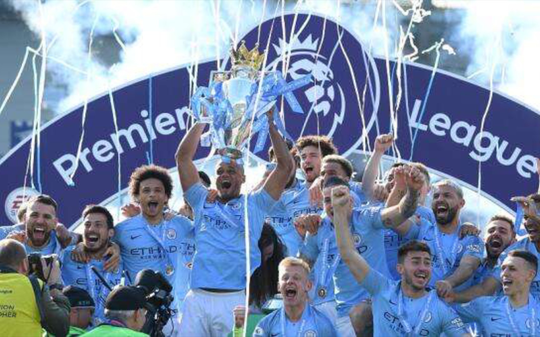 纳斯里曾效 纳斯里曾效