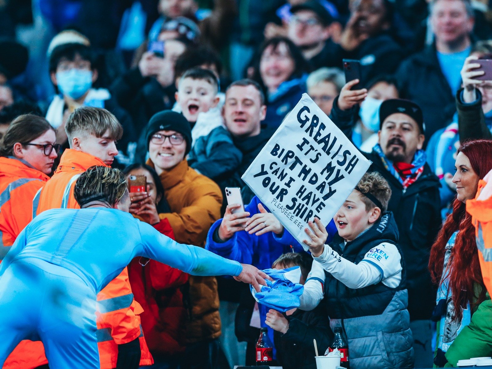 中屡屡拯救 中屡屡拯救